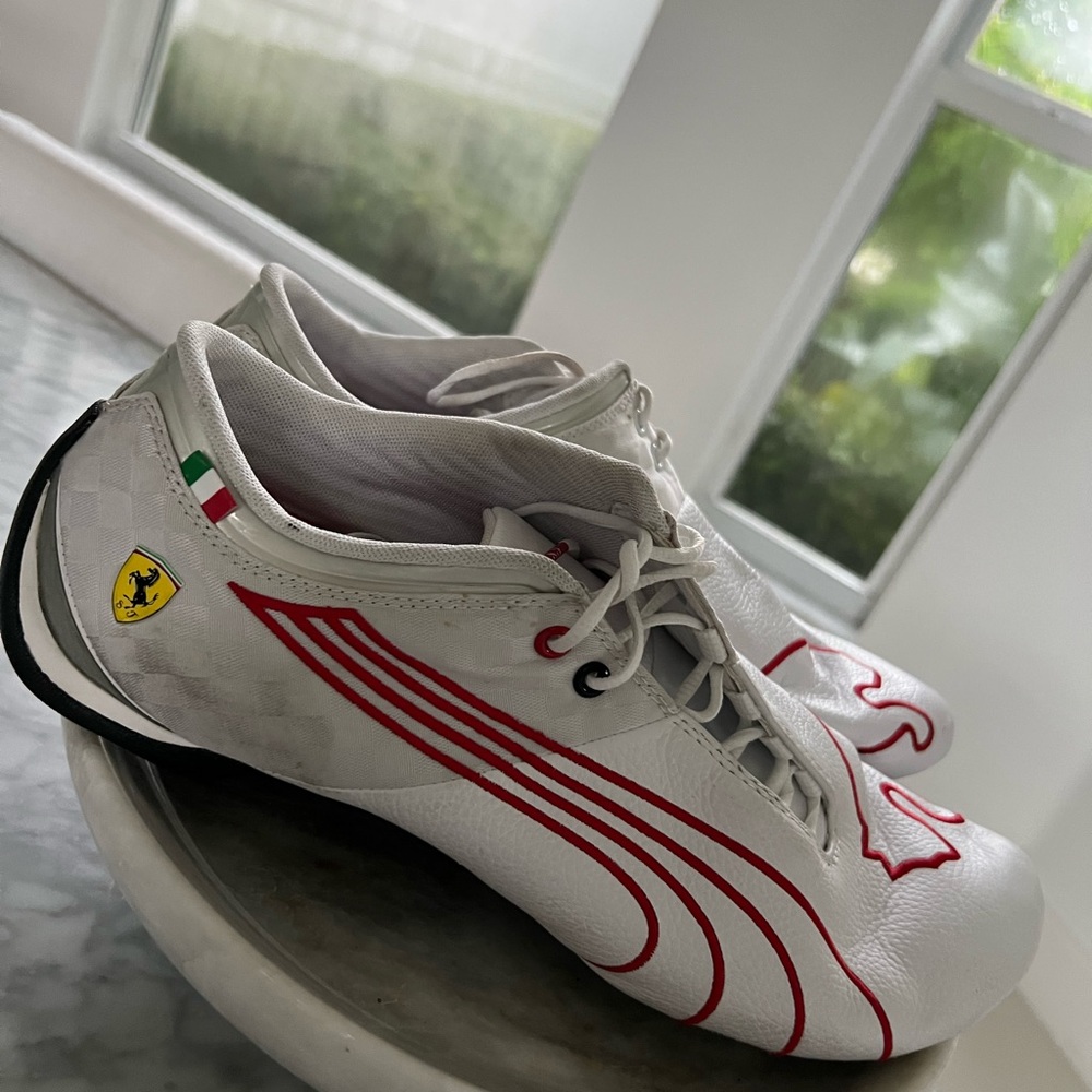 Puma Sneakers